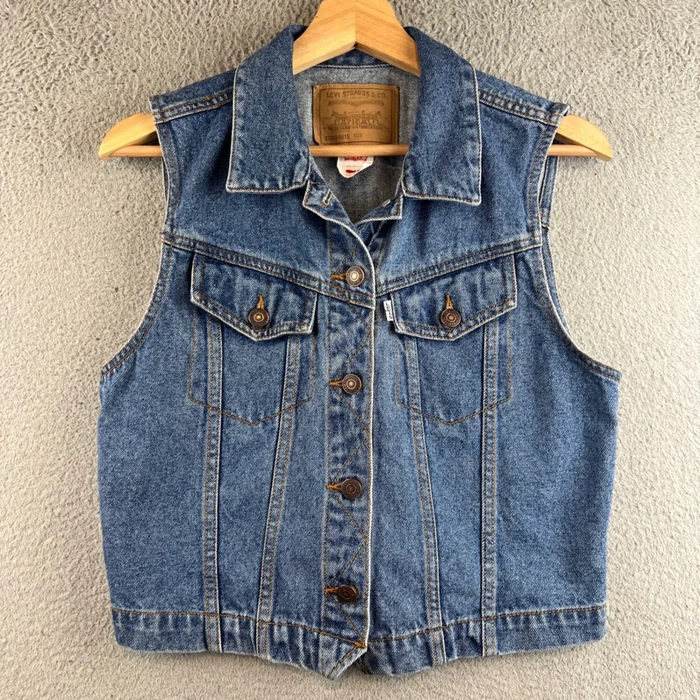 Vintage Levis Womens Medium Wash Denim Vest Button Front Blue S